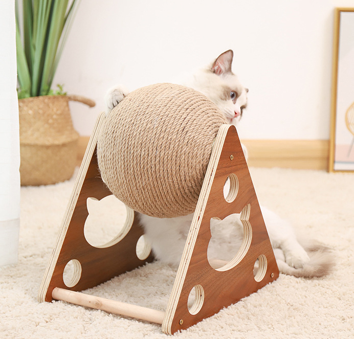Majestic StringRoll™ Multifunctional Cat Toy